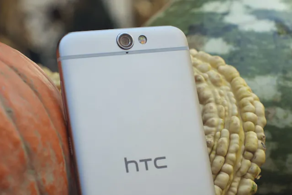 Htc pivots blockchain to smartphone gimmick